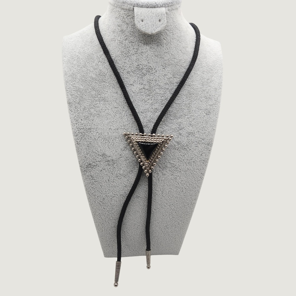 Vintage Southwestern Style Black Bolo Tie Silvertone Triangle Slide Western 34"